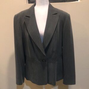 NWT Worthington Grey w/Pink Pinstripes Single Button Lined Blazer Jacket-16